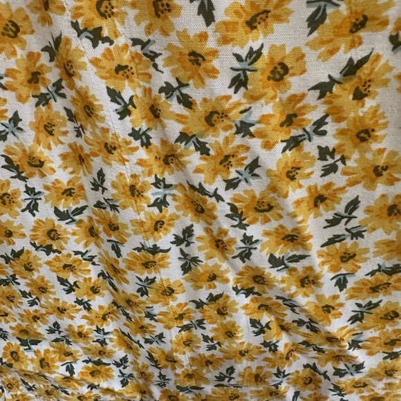 Faithfull The Brand Daphne Yellow Floral Mini Dress (19) - Picture 6 of 9
